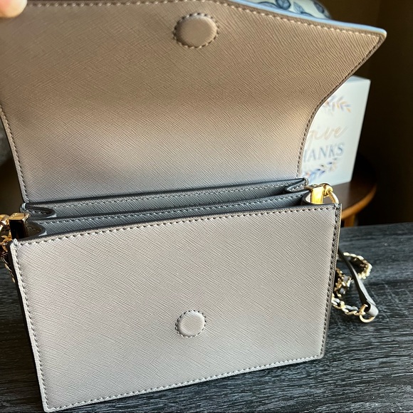NWOT! Tory Burch Robinson Mini Convertible Crossbody/Shoulderbag in Gray Heron - Picture 6 of 16